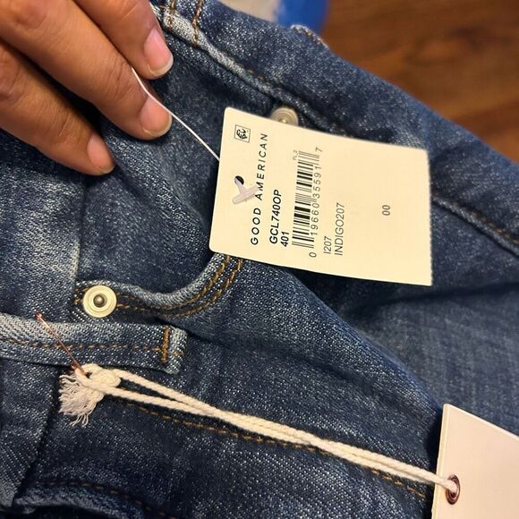 New Good American Jeans - Picture 7 of 7